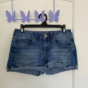 SO junior’s folded cuff denim shorts‎ — size 9